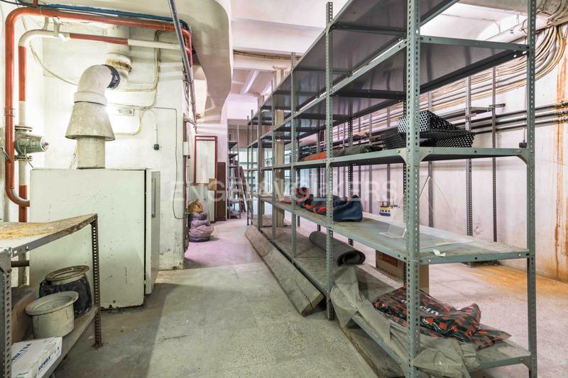 Foto ca625a1e-dcf2-48a8-90d7-c99f264640e0. Local comercial edificio comercial en Collblanc. múltiples usos permitidos en Hospitalet de Llobregat (L´)