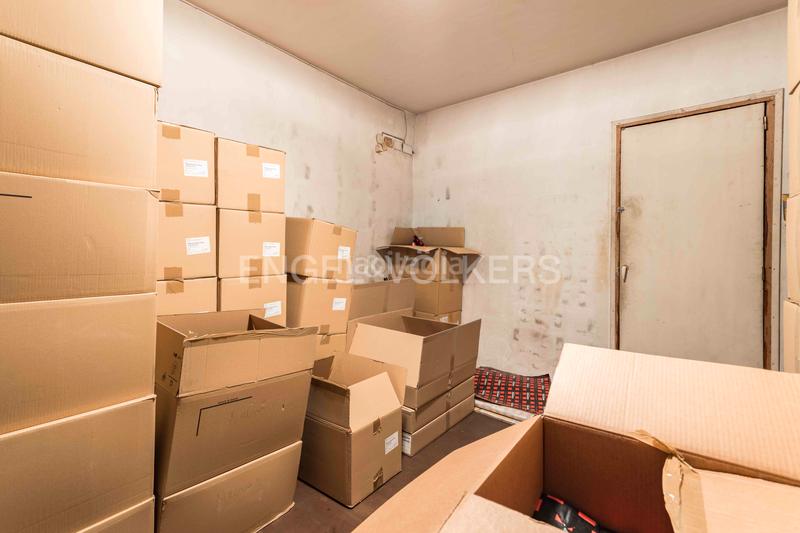 Foto f51cd2d3-2d45-4afc-ae53-4a3056cad5ea. Local comercial edificio comercial en Collblanc. múltiples usos permitidos en Hospitalet de Llobregat (L´)