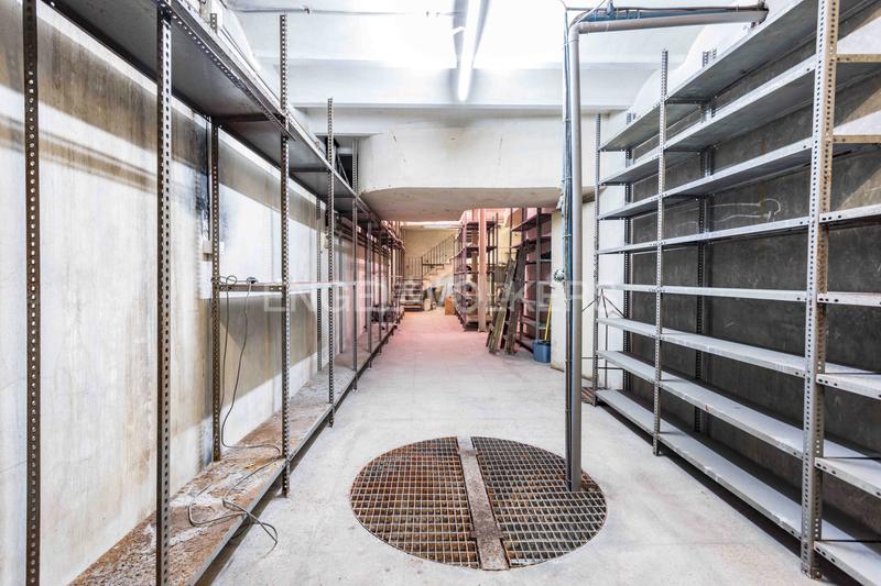 Foto f6dd0710-8f54-4792-9747-50d4417ee53d. Local comercial edificio comercial en Collblanc. múltiples usos permitidos en Hospitalet de Llobregat (L´)