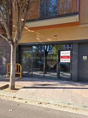 Location Local commercial à Bon Pastor. Alquiler de local nuevo en bon pastor
