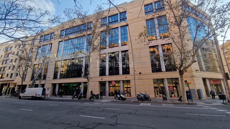 Foto 5a958c14-50f2-421e-9763-dc8b4f1a0839. Location bureau avec parking dans Sants Barcelona