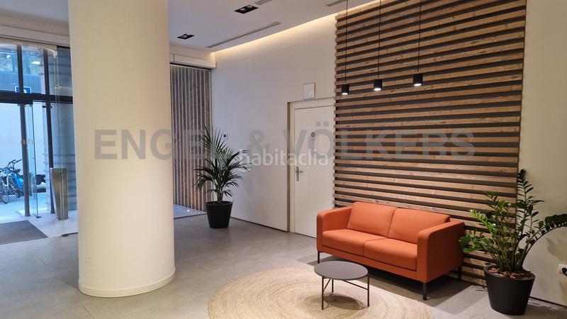 Foto 53a0b9b6-1471-4afe-9b00-d138ebcd0e14. Rent office space with parking in Sants Barcelona