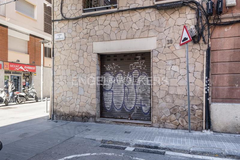 Foto 18a71210-c5ad-413d-a1d1-c15593a5eda8. Business premise in Sants Barcelona