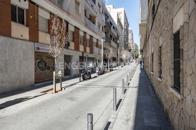 Foto 2bb865f4-f69c-4818-9c5c-c2bbbc3744ab. Business premise in Sants Barcelona