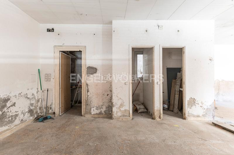 Foto 37e1e154-e447-4371-a463-69bc56a3c488. Business premise in Sants Barcelona