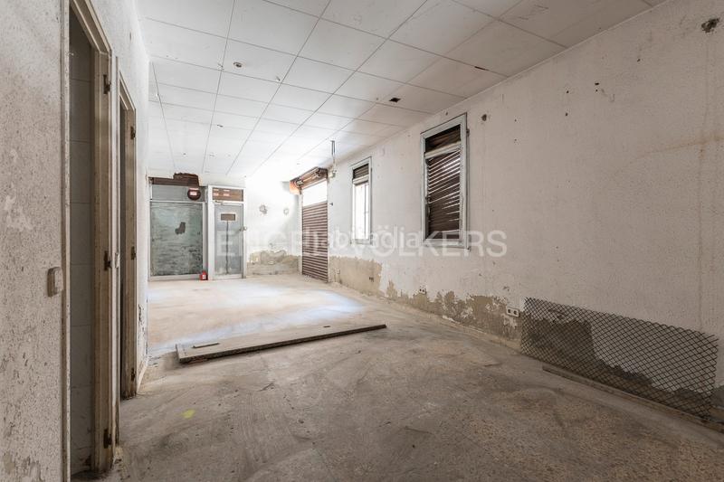 Foto 92547467-aa3a-4b1d-bd63-262f34ca065b. Business premise in Sants Barcelona