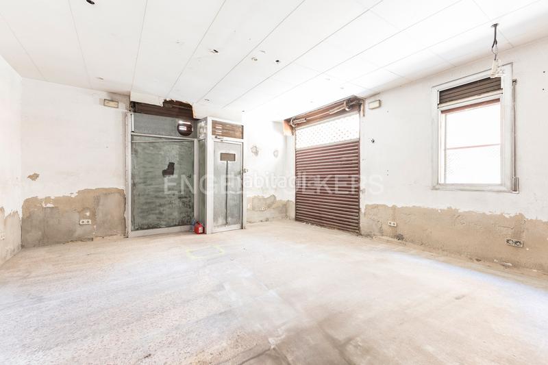 Foto ea750713-a42a-41bb-9a94-08a8baf070bf. Business premise in Sants Barcelona