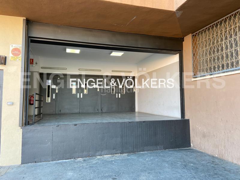 Foto 852b366b-92af-42bb-ba44-70c576ea8196. Location bâtiment à usage industriel dans Sant Josep Hospitalet de Llobregat (L´)