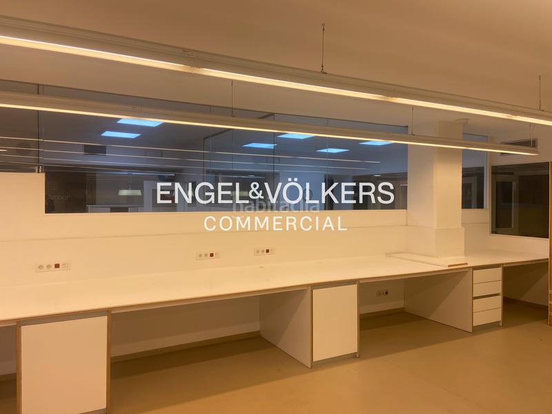 Foto 9af6c772-e1c5-4453-80ea-d0e14111d2bb. Location bâtiment à usage industriel dans Sant Josep Hospitalet de Llobregat (L´)