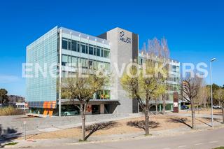 Lloguer Oficina a Volpelleres. Oficina muy luminosa y con excelentes vistas en sant cugat