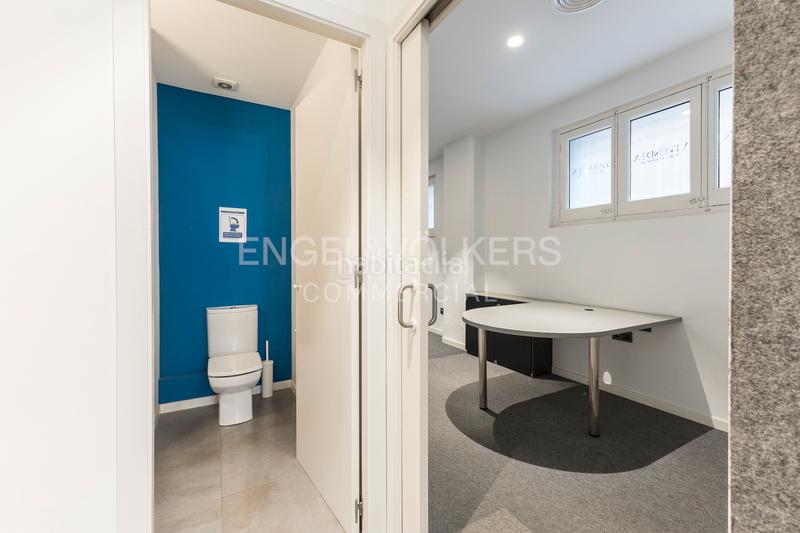 Foto 4ed384a2-c5cd-43bb-8ed1-56a934c4f6c9. Lloguer local comercial a Sant Gervasi - Galvany Barcelona