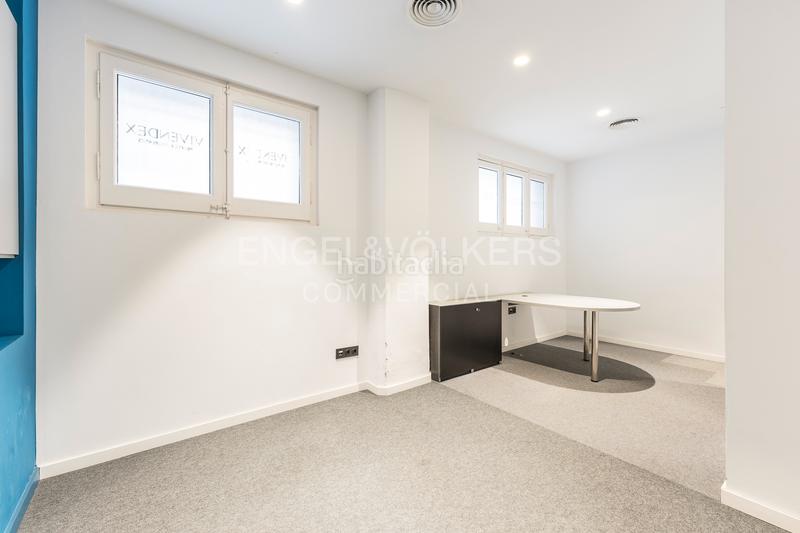 Foto 9b5d1991-bd2b-42cb-b560-8cca79d69837. Lloguer local comercial a Sant Gervasi - Galvany Barcelona