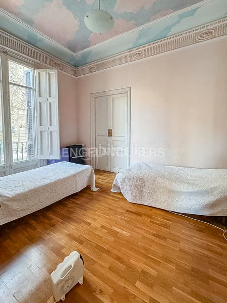 Foto b5e5a6b6-011b-4243-8710-c8ff1252f55f. Oficina a Dreta de l´Eixample Barcelona