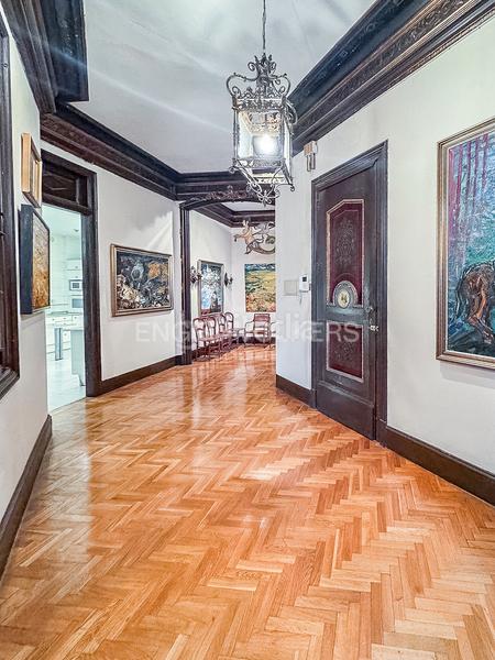 Foto d9ea6fee-adbd-4716-80ab-363a4ef63b94. Oficina a Dreta de l´Eixample Barcelona