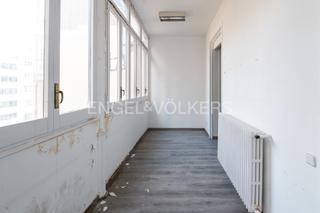 Rent Office space in Dreta de l´Eixample. Oficina en rambla catalunya