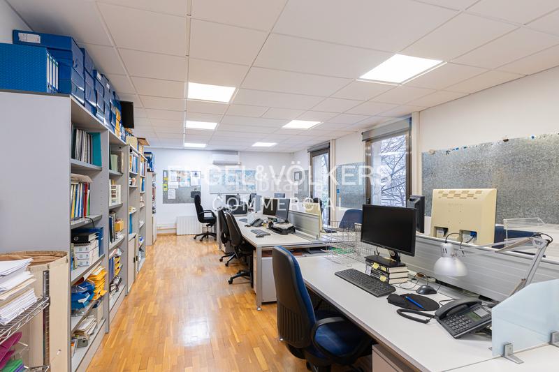 Foto 0843c7e9-8c0e-43b9-95cb-097343f1236c. Office space in L´Antiga Esquerra de l´Eixample Barcelona