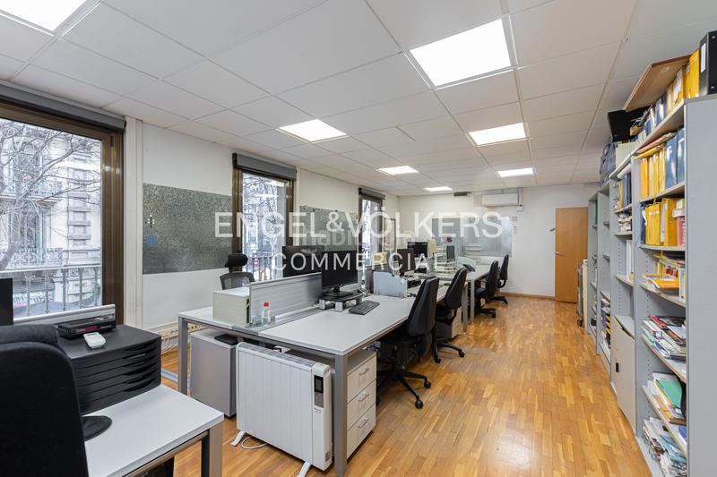 Foto 89b14357-6077-453b-bf4f-75d23caeeb3c. Office space in L´Antiga Esquerra de l´Eixample Barcelona