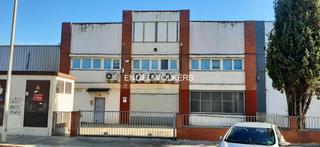 Bâtiment à usage industriel à Centre-Eixample-Can Llobet. Nave en venta en barberà del vallès