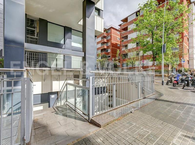 Foto cae99936-ccfc-4154-b91d-5aea5e5e0f67. Miete büro in Tres Torres Barcelona