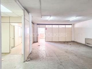 Büro in El Parc i la Llacuna del Poblenou. Gran oficinaloft industrial en 22 cerca de marina