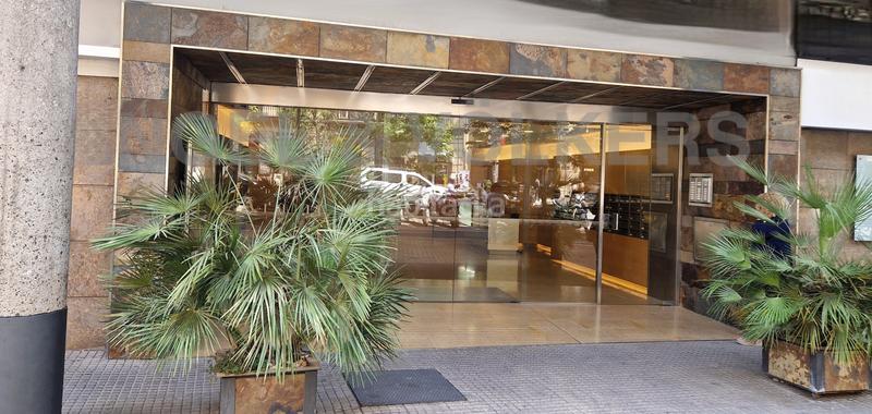 Foto 5c788ded-ec89-43a2-af24-e056a7568fc2. Rent office space with parking in L´Antiga Esquerra de l´Eixample Barcelona