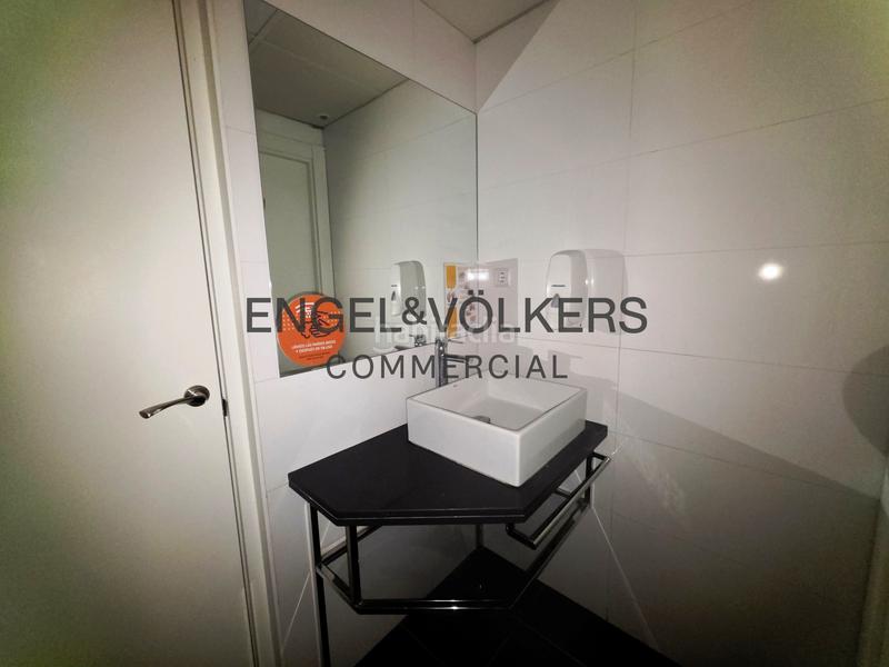 Foto a87627d1-246c-4c1d-a0ab-b4e03222153d. Rent office space with parking in L´Antiga Esquerra de l´Eixample Barcelona