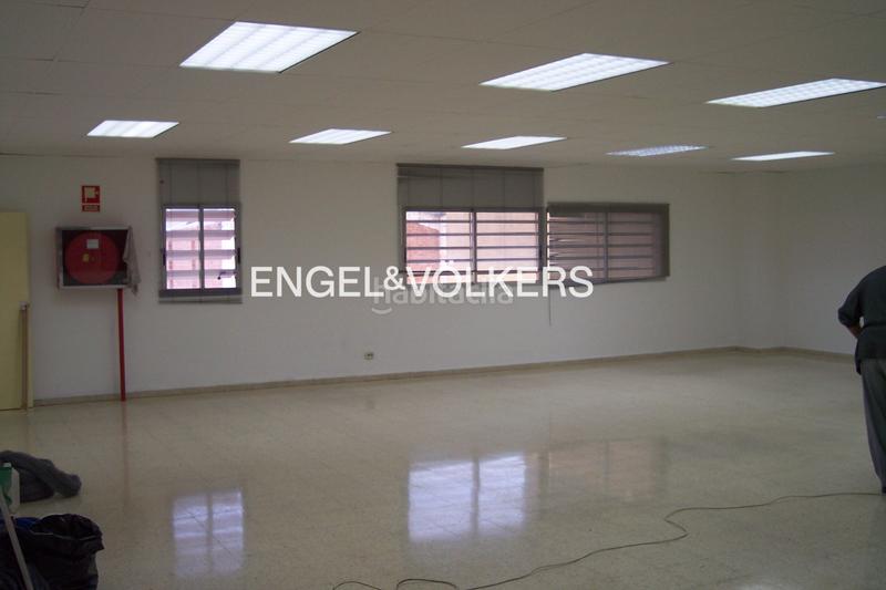 Foto 67dae0c2-671e-4fbd-a91d-c8375ac946b8. Alquiler nave industrial nave en alquiler en Centre Badalona