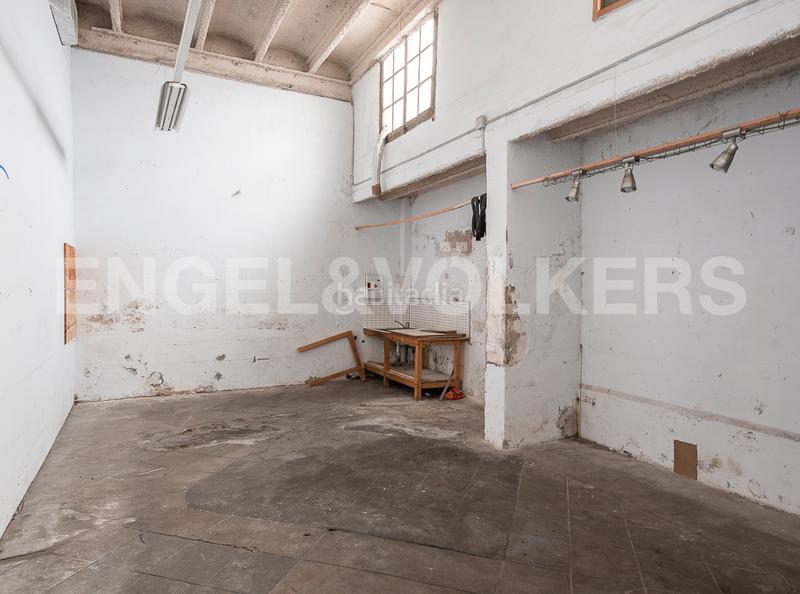 Foto be71a7ed-e6f6-4b34-b05f-13fcc3a50996. Miete büro in Dreta de l´Eixample Barcelona