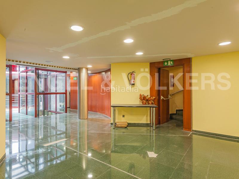 Foto 3420901a-2262-45d0-becf-0a775b7dc6d6. Bureau dans Putget - Farró Barcelona