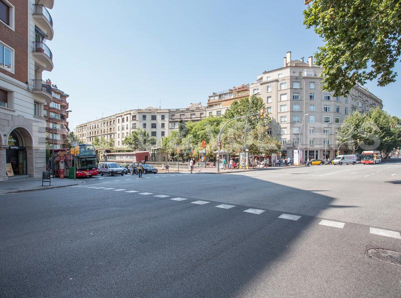 Foto e111b4cd-f702-4ee7-ae33-e4ad56d91f12. Bureau dans Putget - Farró Barcelona