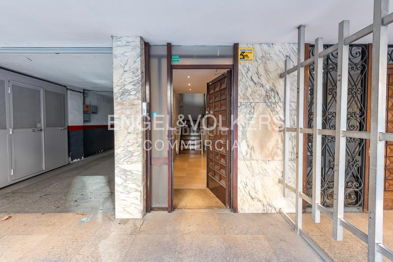 Foto 0215ae26-4e8d-4e55-9552-c50e87b6e9ea. Location bureau avec parking dans Dreta de l´Eixample Barcelona