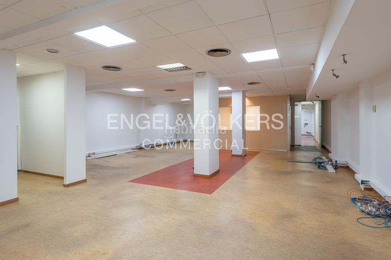 Foto 79f5c388-b322-43ba-9faa-54ebfe9fa958. Location bureau avec parking dans Dreta de l´Eixample Barcelona