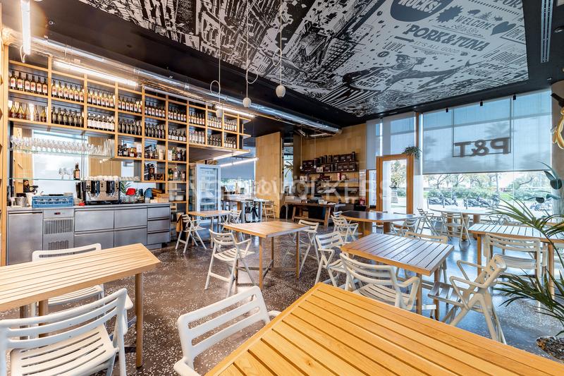 Foto 6db1b84e-c8dc-4a99-a4e7-b86a4ad0af54. Local commercial dans Diagonal Mar i el Front Marítim del Poblenou Barcelona