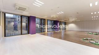 Miete Büro in Dreta de l´Eixample. Oficina reformada en alquiler en eixample