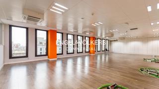 Miete Büro in Dreta de l´Eixample. Oficina reformada en alquiler en eixample