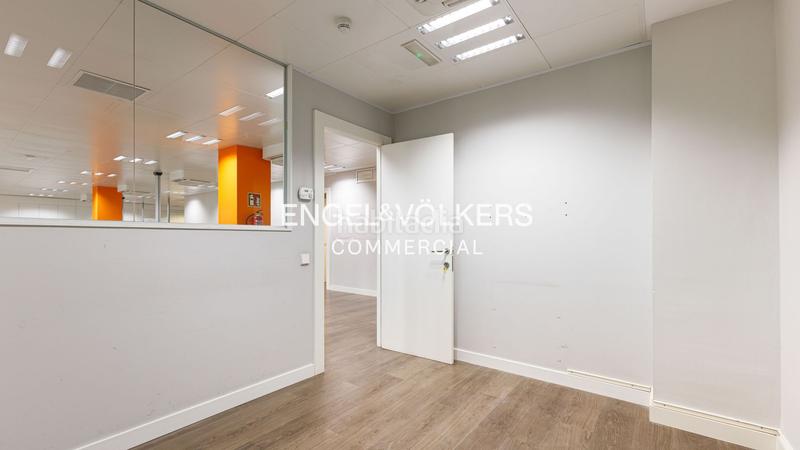 Foto 17a1d3f0-ad5d-4bef-bb2b-9f72b019100d. Rent office space with parking in Dreta de l´Eixample Barcelona