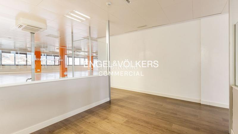 Foto 75d76130-f0f4-40f4-82ac-b6b749c28da0. Rent office space with parking in Dreta de l´Eixample Barcelona
