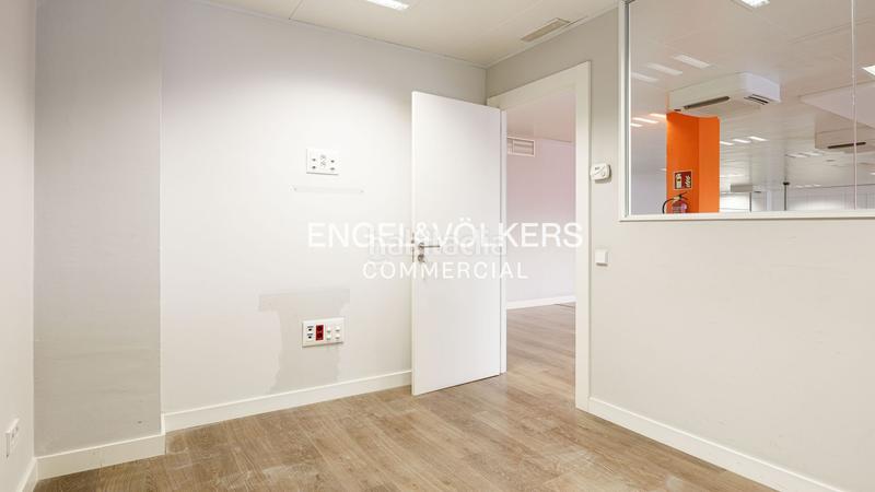 Foto 8d49c650-577d-4f1a-a67d-a79ffae9f63f. Rent office space with parking in Dreta de l´Eixample Barcelona