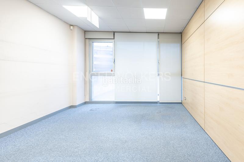 Foto 3c32723a-9a57-449c-a2d7-48619a656fb1. Miete büro in Eixample Sant Cugat del Vallès