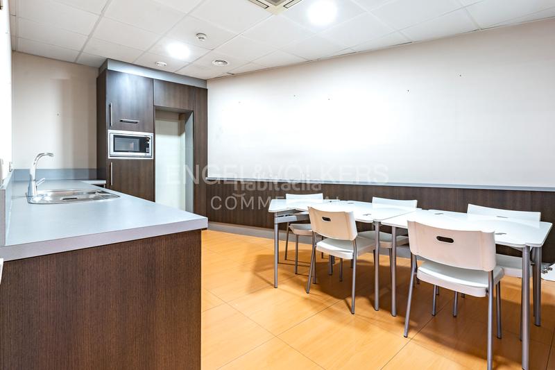 Foto c67111e5-b94b-4843-bc0f-742dadaa5162. Miete büro in Eixample Sant Cugat del Vallès