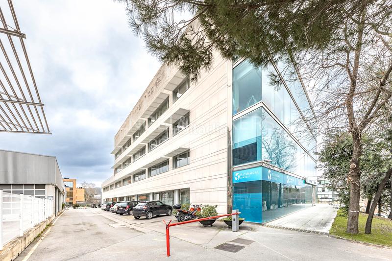 Foto 99406da6-0f50-41ec-94d6-61dd26918180. Rent office space in Eixample Sant Cugat del Vallès