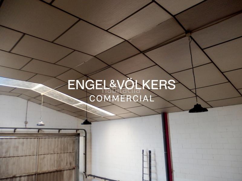 Foto 66b85dbd-7e05-4122-8843-03e72b9eec53. Affitto capannone industriale in Centre Rubí