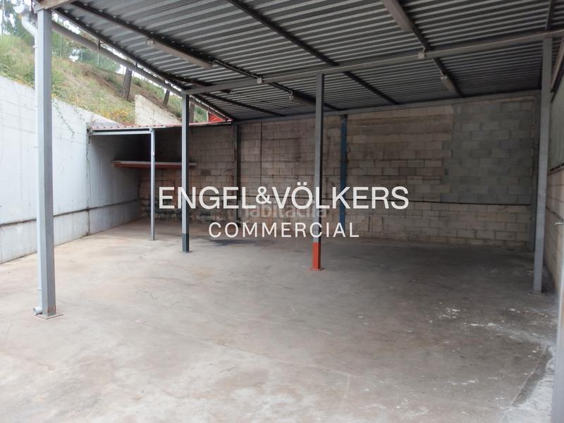 Foto 1ebeb8a2-e462-4ae2-a845-4602807568c3. Lloguer nau industrial a Centre Rubí