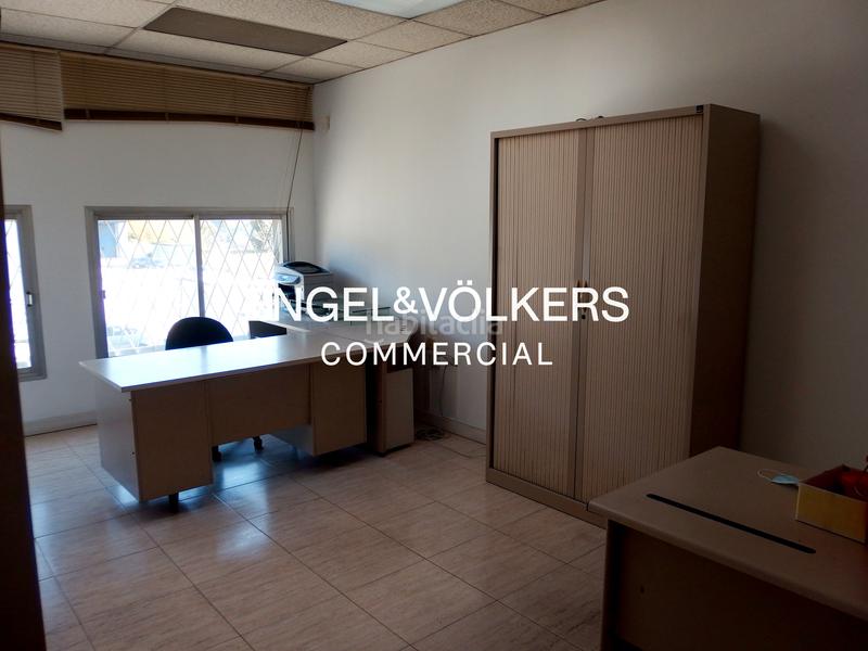 Foto 46ee08df-144b-44f9-8b20-ae799b8d8e9f. Location bâtiment à usage industriel dans Centre Rubí