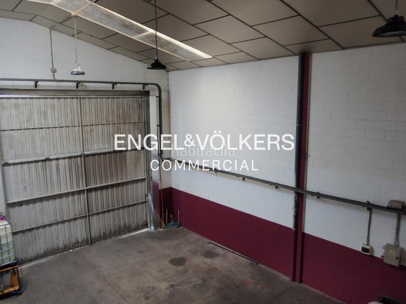 Foto 8f530fec-8afd-4b85-abac-86b2d0ca0872. Location bâtiment à usage industriel dans Centre Rubí