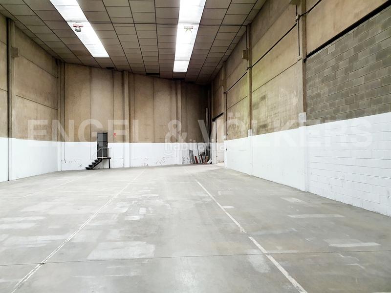 Foto 20677aa6-409d-4722-82d0-0640c1df0aa3. Miete fabrikhalle in Centre Rubí