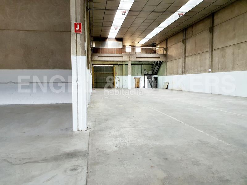 Foto 611de3a8-1ec5-4c62-85ab-5167d2d1d131. Rent industrial building in Centre Rubí