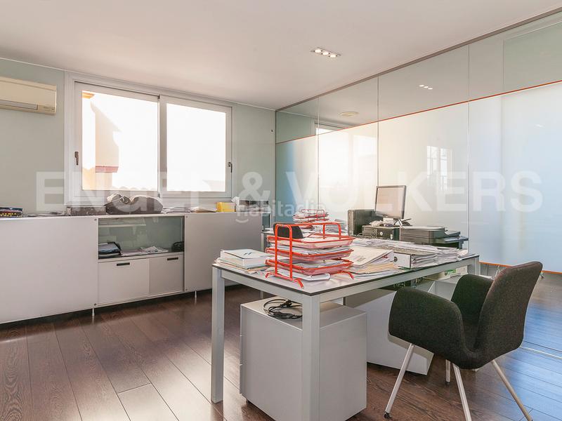 Foto 18e84e95-7d0f-40fa-b879-ad0a8085eb0e. Miete büro in Dreta de l´Eixample Barcelona