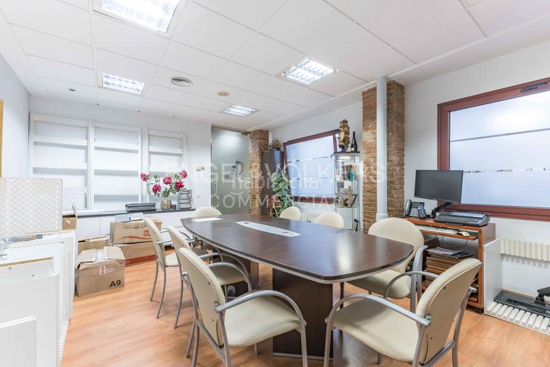 Foto cb4e3f2b-fbf2-4d66-b4c4-4d617947628b. Local commercial dans Sants-Badal Barcelona