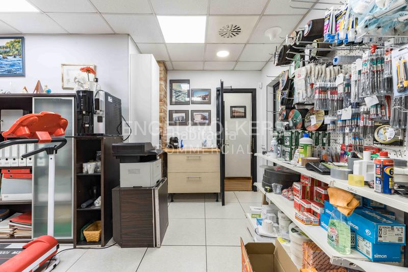 Foto ada5cb4e-8f28-450d-bbc2-3012169fcdbb. Location bureau dans Sants-Badal Barcelona